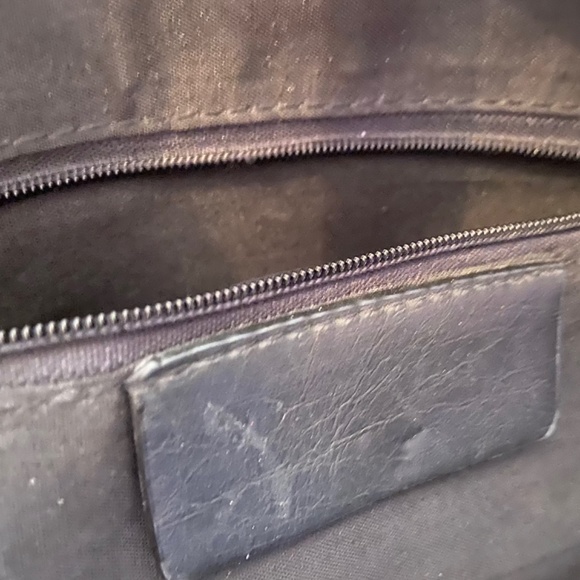 Peeling pleather purse - Picture 5 of 16